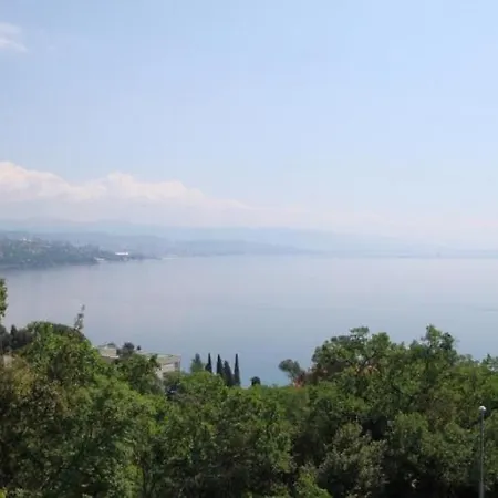 Apartament In With Seaview Air Condition Wifi Washing Machine *